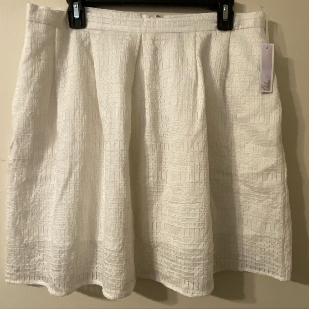New NWT Chelsea28 White Quilted Skirt Lined Womens Size Large
